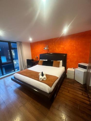 Hoxton West House | Old Street Rooms Central London