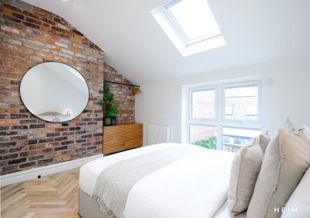 Northern Quarter Apartment | Oldham Complex at The Heim