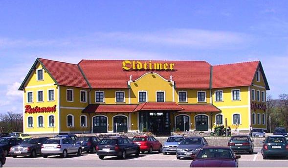 Guntramsdorf Hotel | Oldtimer Motorhotel Guntramsdorf