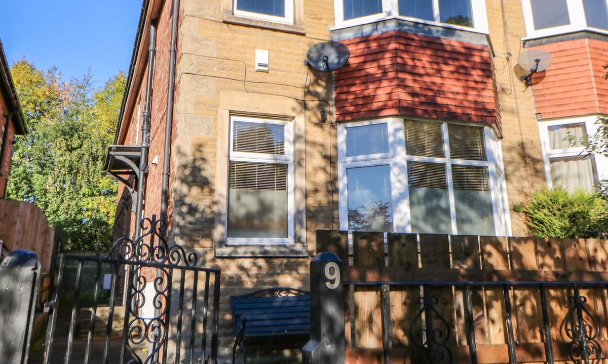 Richmond Apartment | OLIVIA, pet friendly, character holiday cottage in Richmond