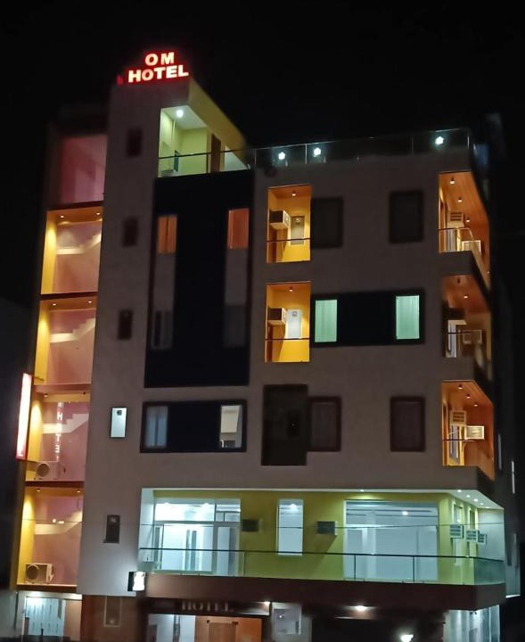 Rohtak Hotel | Om hotel