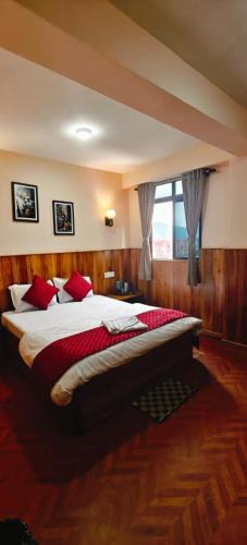 Darjeeling Hotel | Om Residency