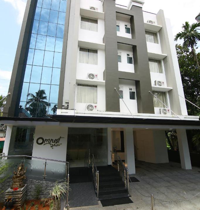 Kochi Hotel | Omnest