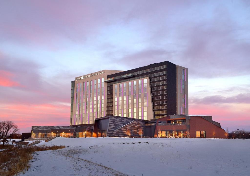 Eagan Hotel | Omni Viking Lakes