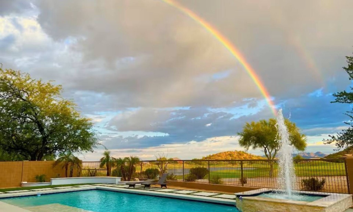 Las Sendas House | On Golf Course with Pool & Pickleball Las Sendas