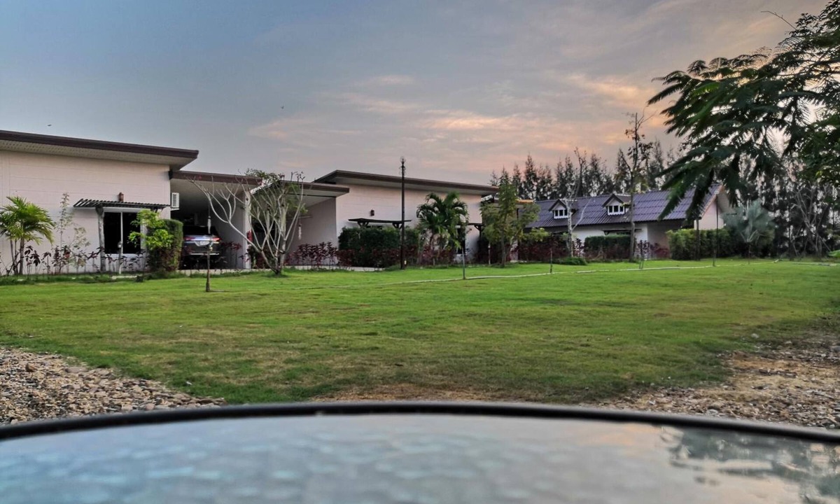 Tha Yang Hotel | On Green Resort