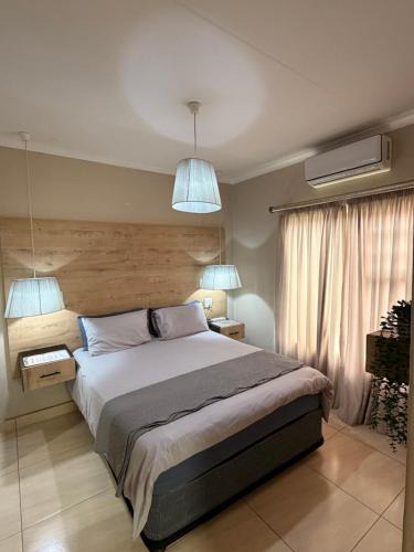 Zeerust Apartment | On Smook