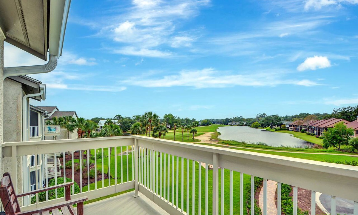 St. Simons Island Condo | On the Golf Course in Sea Palms