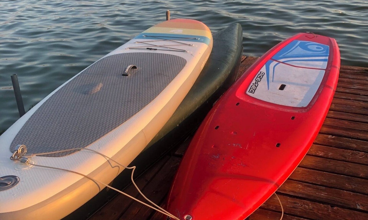 Bay Creek House | On water, dock, close to Downtown, UW, coffee shops & beach. 4 bicycle available