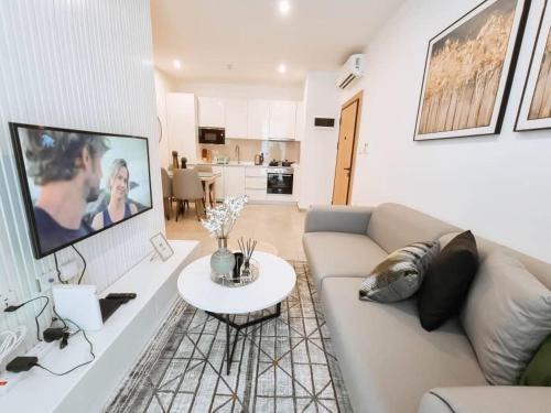 Roman Ridge Apartment | One Bed at Nova by Devtraco Plus