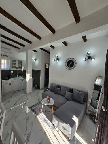 Mrcevac Apartment | One-bedroom apartment, 5 min from the Airport Tivat