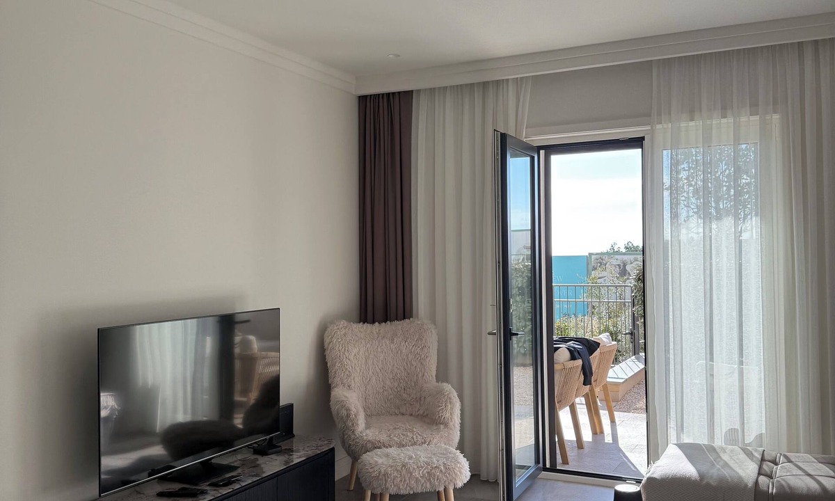 Radovici Apartment | One bedroom apartment with direct access to swimming pool - Lustica Centrale