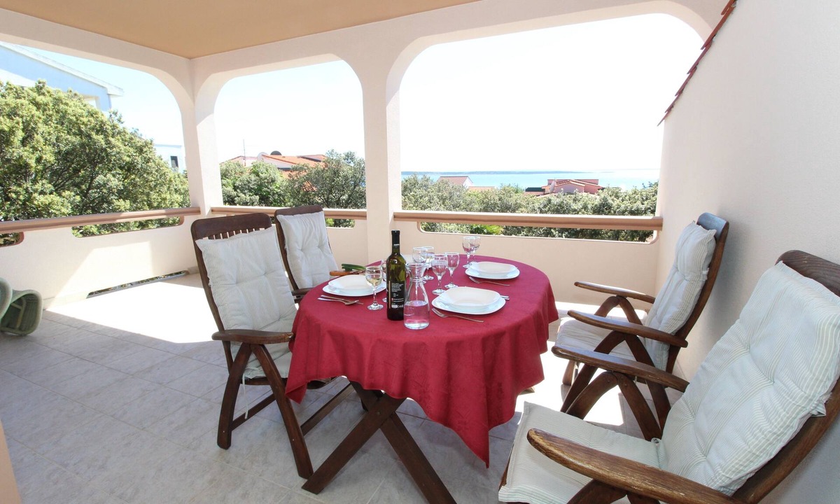 Mandre Apartment | One bedroom apartment with terrace and sea view Mandre, Pag (A-6309-a)