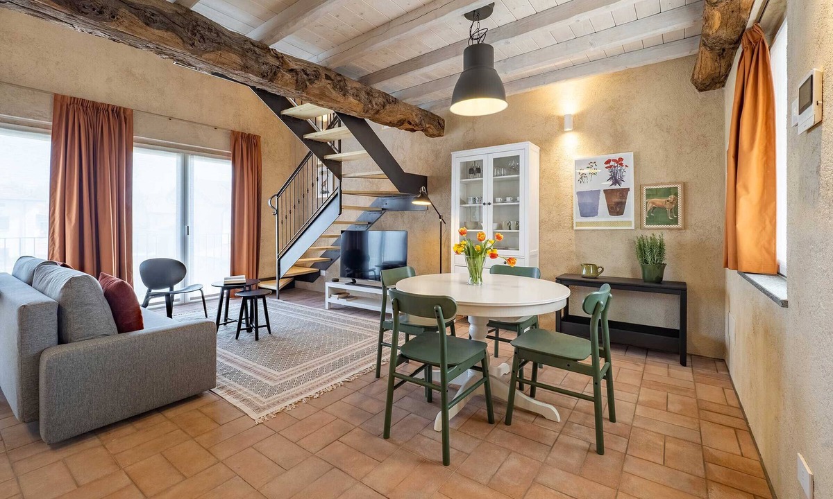 Cressa Apartment | One Bedroom Loft Style Apartment in Restored Farmhouse