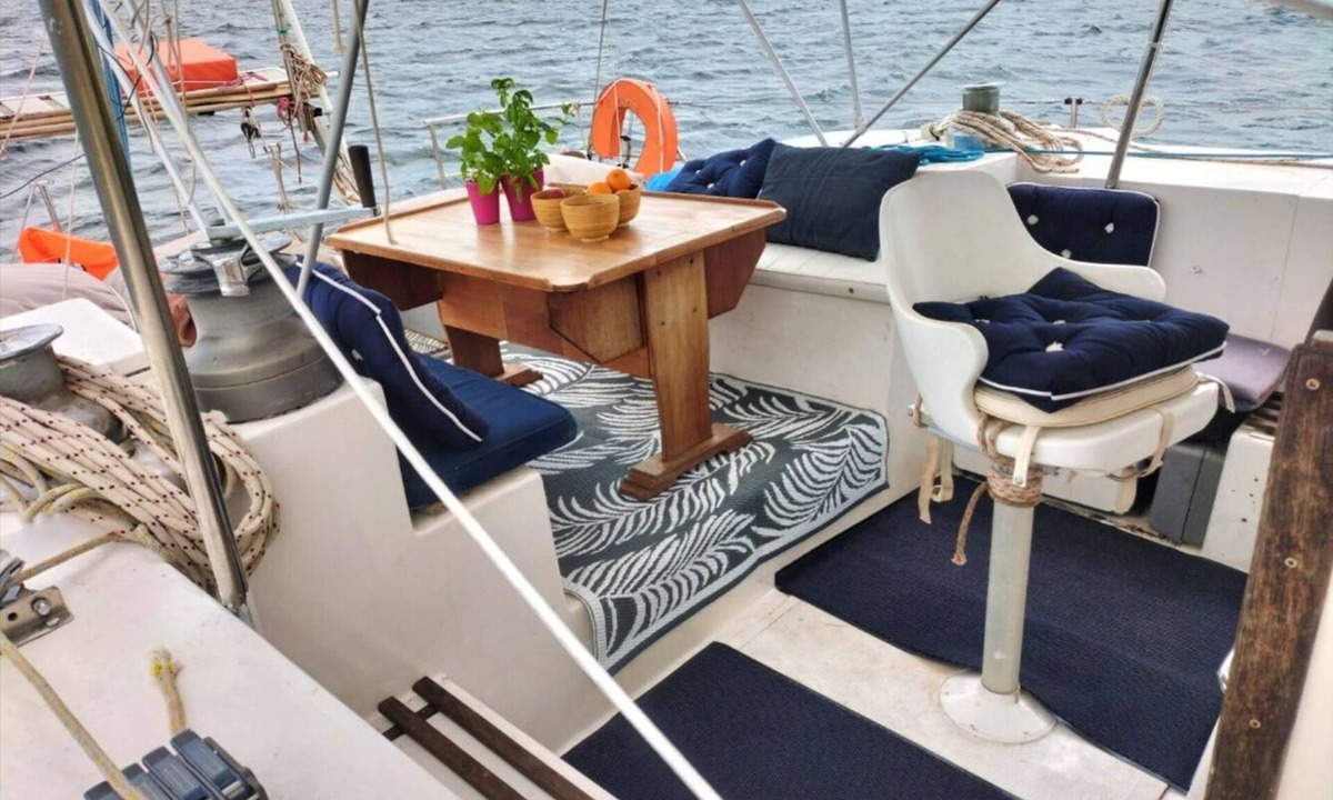 Porquerolles Boat Rental | one double room in our catamaran in porqueroles bay