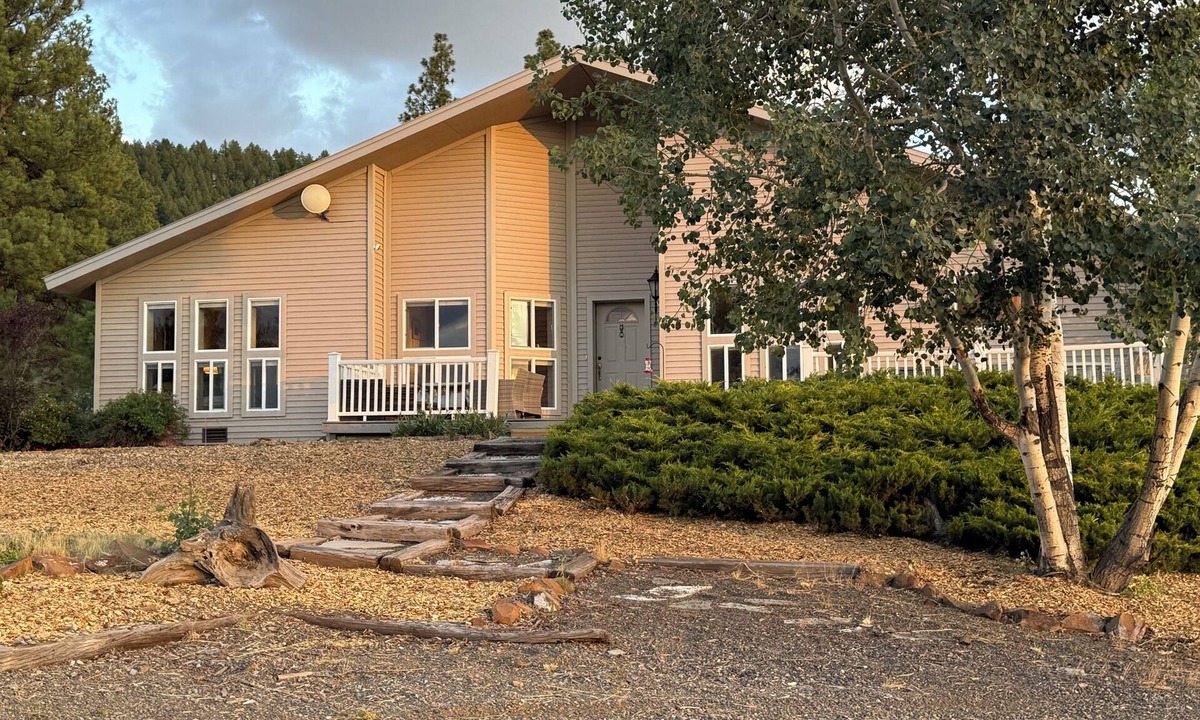 Pagosa Springs House | One of the best views in Pagosa! 3 Bed/2 Bath only 2 miles from town center.