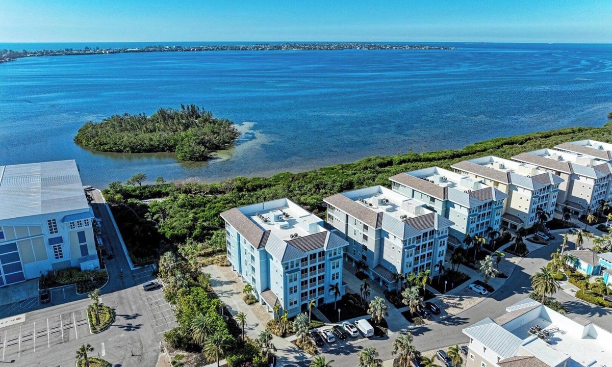 Whitney Beach Condo | One Particular Harbour 396-103~ Beaches 5 minutes
