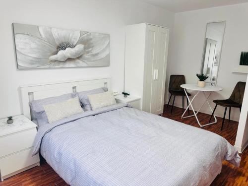 Sector 2 Apartment | One Room Apartment Ptm 3