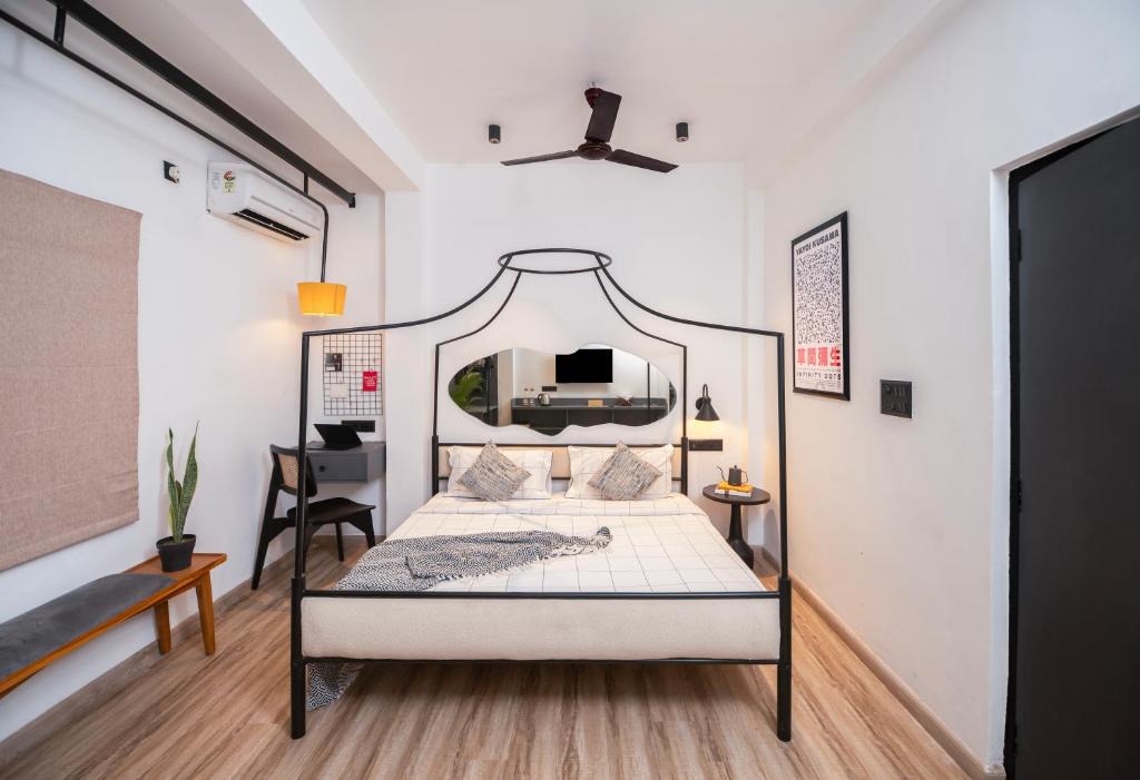 Varanasi Hotel | ONEOFF Dashashwamedh
