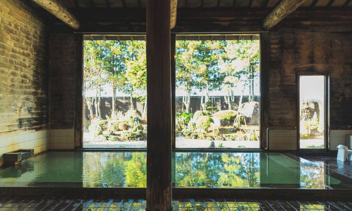 Senboku House | Onsen Yupopo