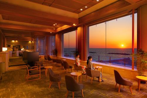 Senamionsen Hotel | Ooedo Onsen Monogatari Premium Shiomiso