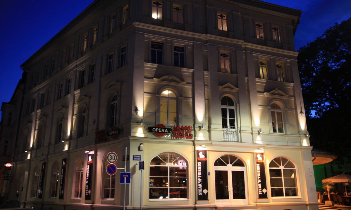 Erfurt Old Town Hostel | OPERA Hostel