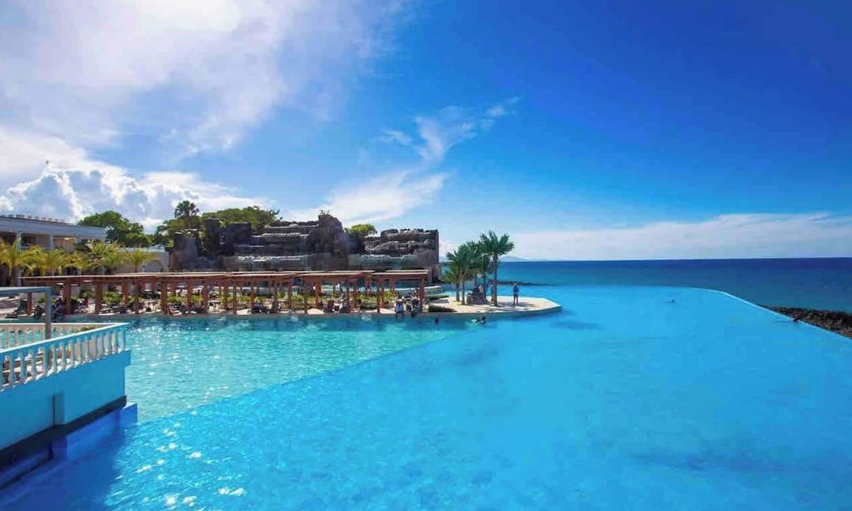 Sosua Villa | Opulent Villa - Oceanfront Com Sosua Ocean Village