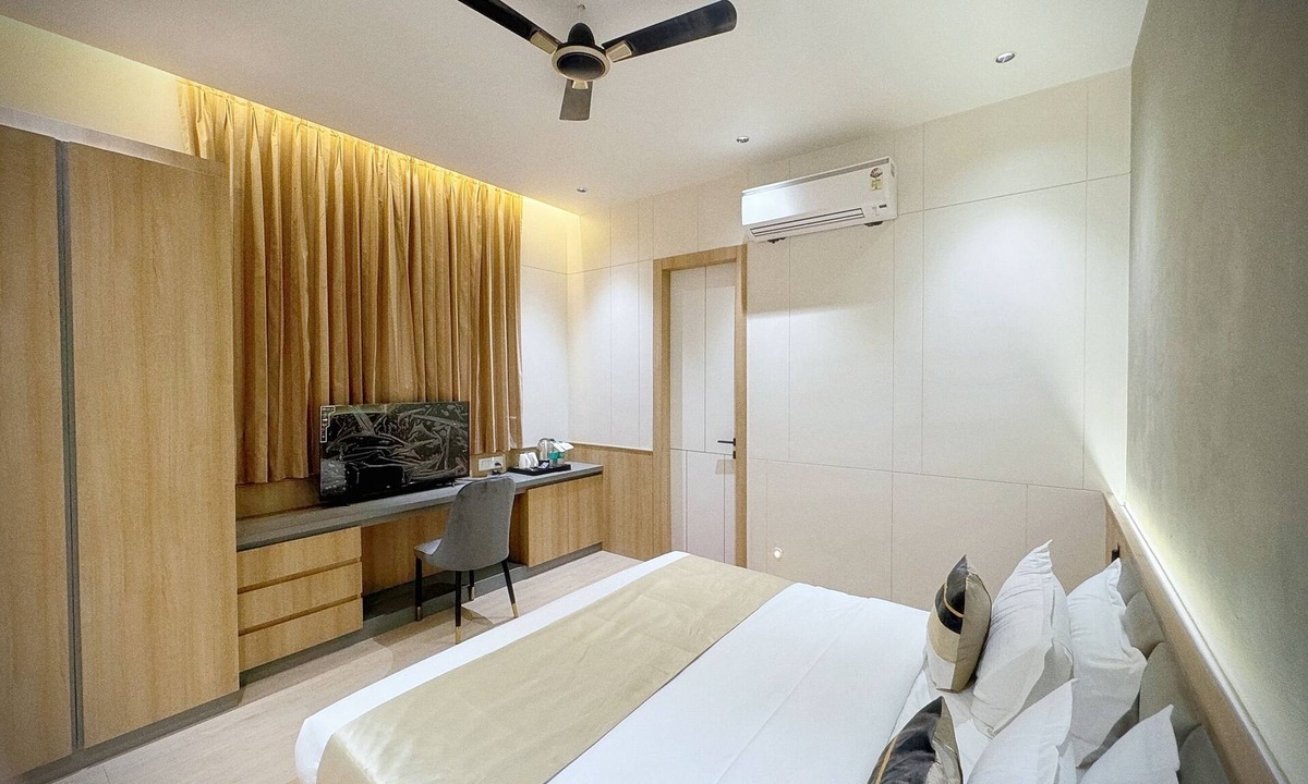 Green Park Hotel | OPUS