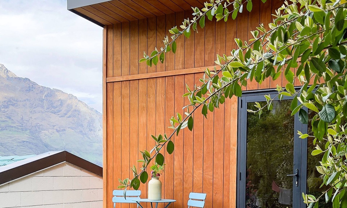 Sunshine Bay Cabin | Ora Retreat