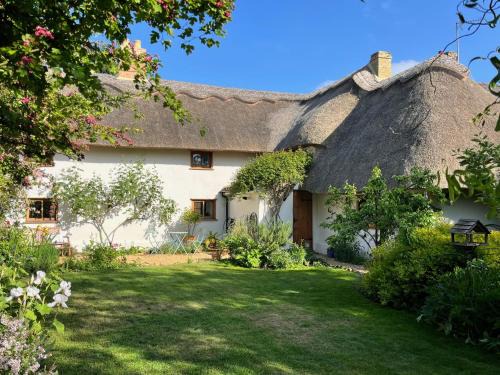 Willingham Bed & Breakfast | Orchard Cottage