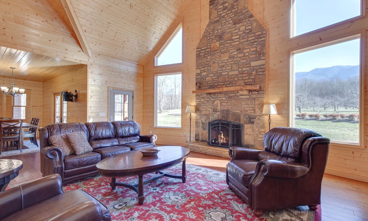 Rocky Grove House | Orchard Hideaway by Jackson Mountain Rentals