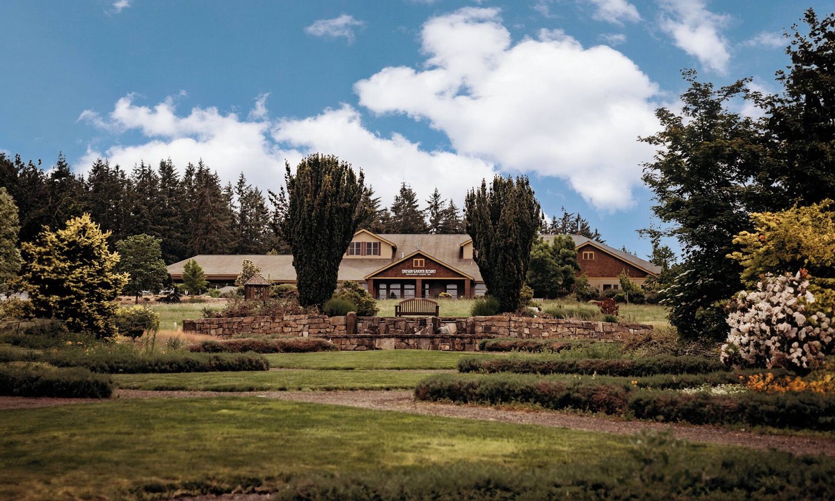 Silverton Hotel | Oregon Garden Resort