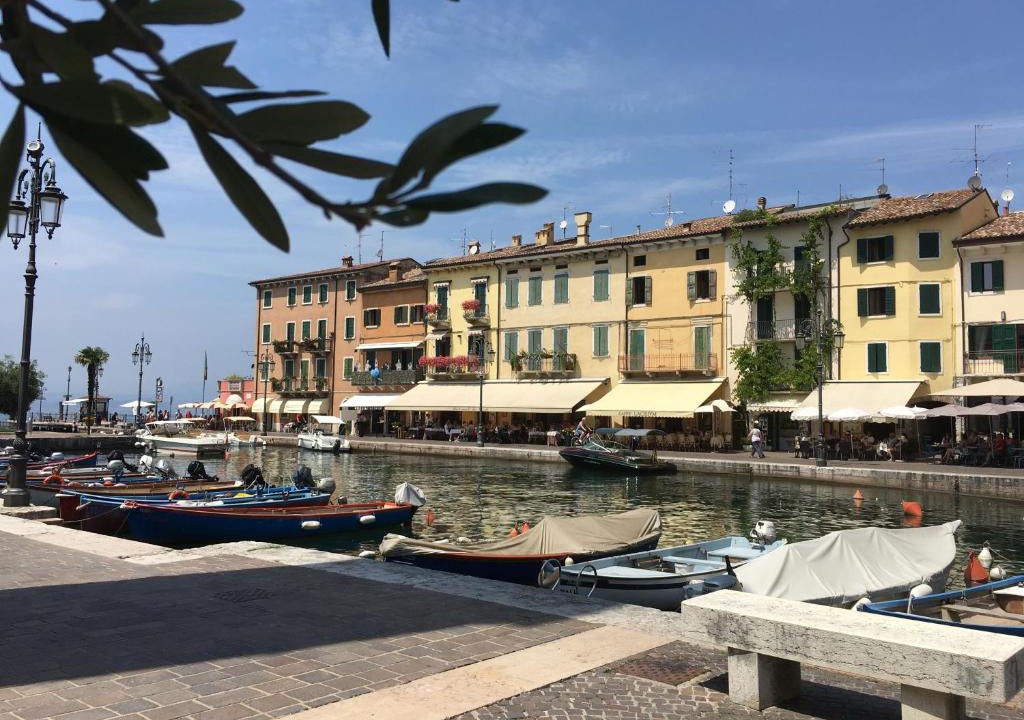 Lazise Old Town House | Oreste Suite