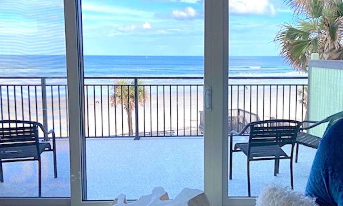 Daytona Beach Hotel | Organic Beach Retreat