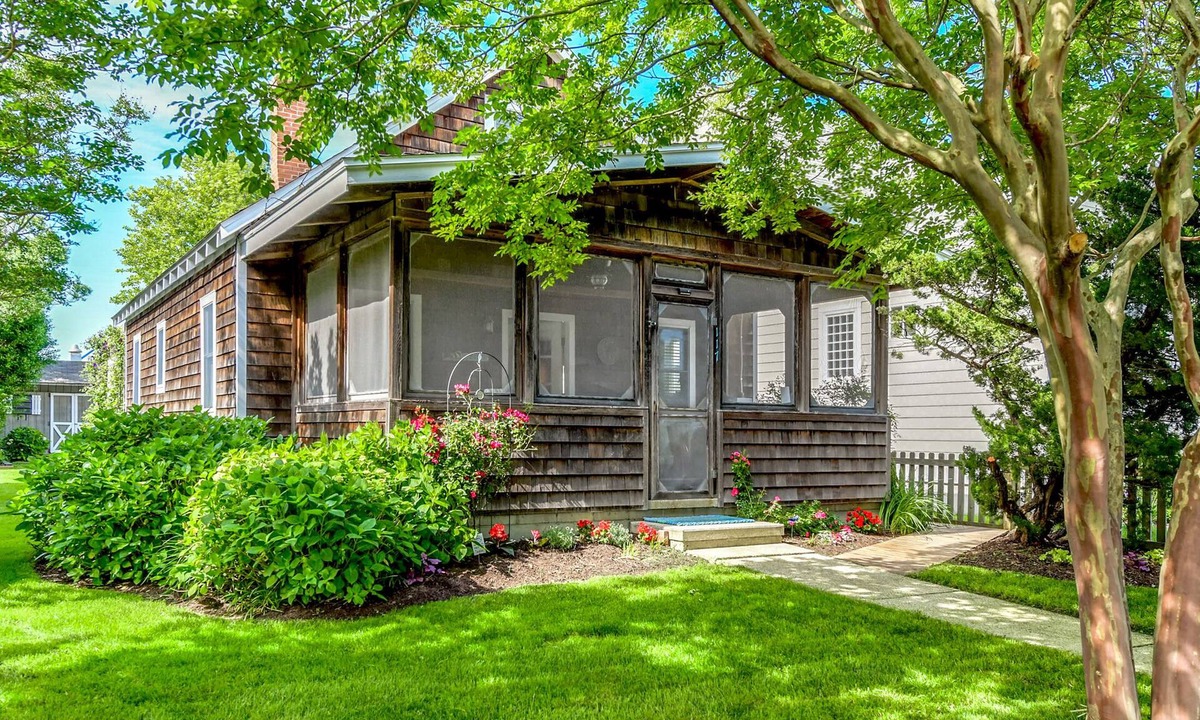 Bethany Beach Cottage | Original Beach Styled Cottage
