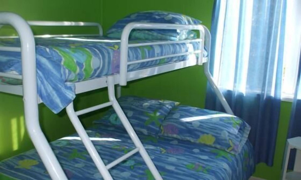 Coopers Beach House | Original Kiwi Bach 0420