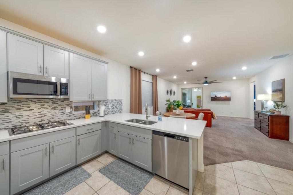 Casas Adobes House | Oro Valley Compound