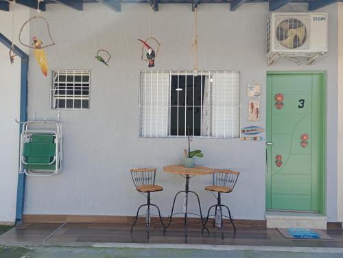 Praia da Enseada Apartment | Orquídea kit net Enseada
