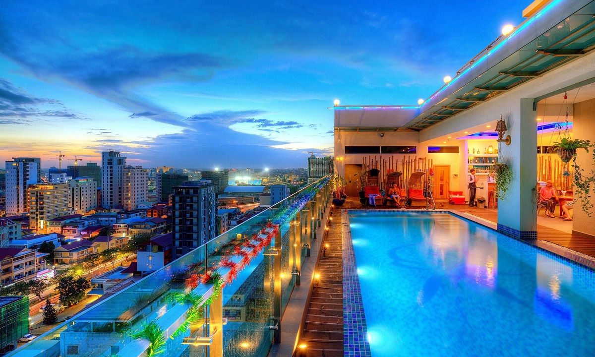 Prampir Makara Hotel | Orussey One Hotel & Apartment