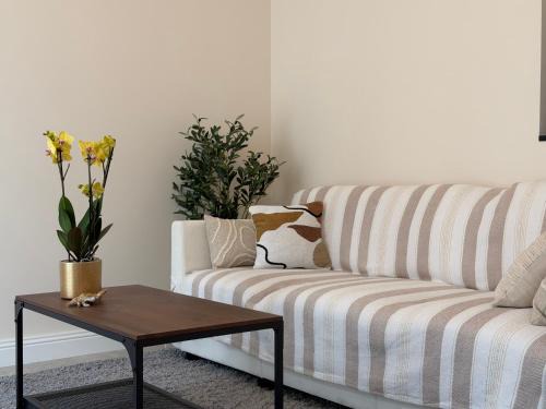 Le Piol Apartment | Oscar II