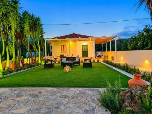 Marathokampos House | Ostria Beach House