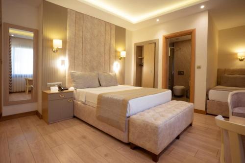 Akdeniz Hotel | Othello Hotel