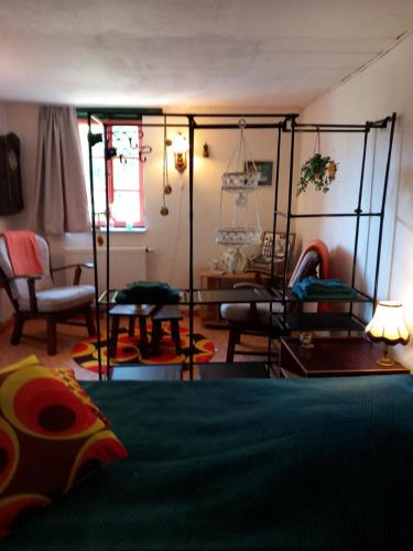 Euscheid Hotel | OUDenTEAK