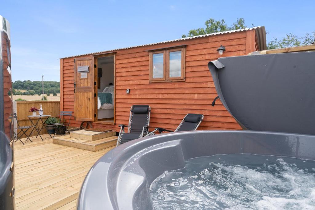Mangotsfield House | Outbak Shepherds Hut