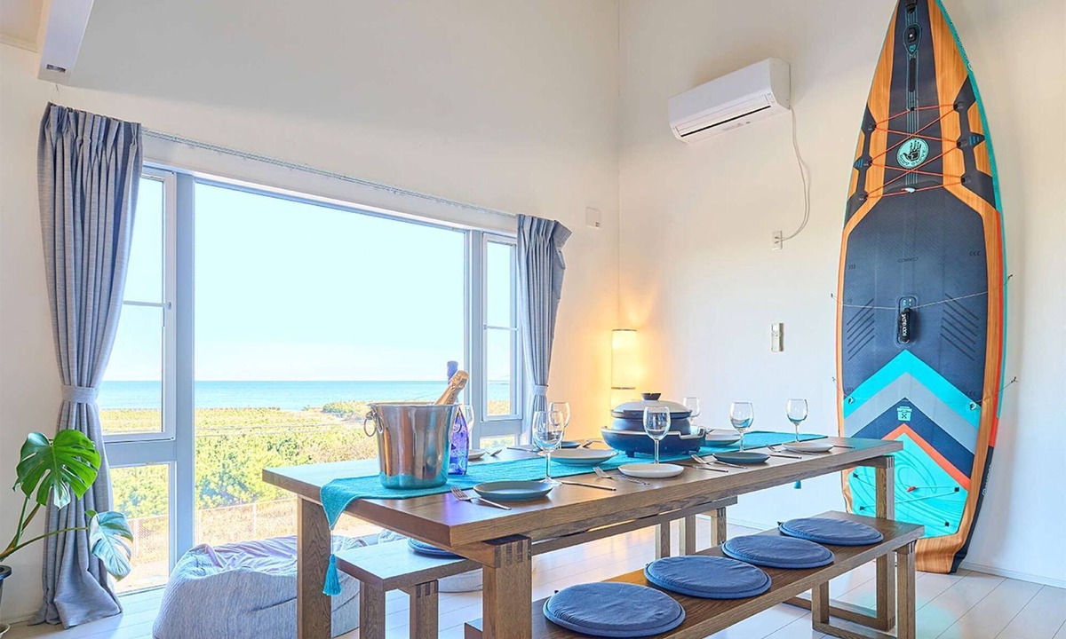 Ichinomiya Villa | Overlooking the Olympic surf venue from the cypress bath and large terrace.