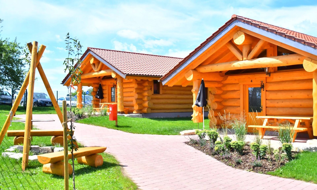 Kaisersbach Cabin | Overnight in the quaint blockhouse!