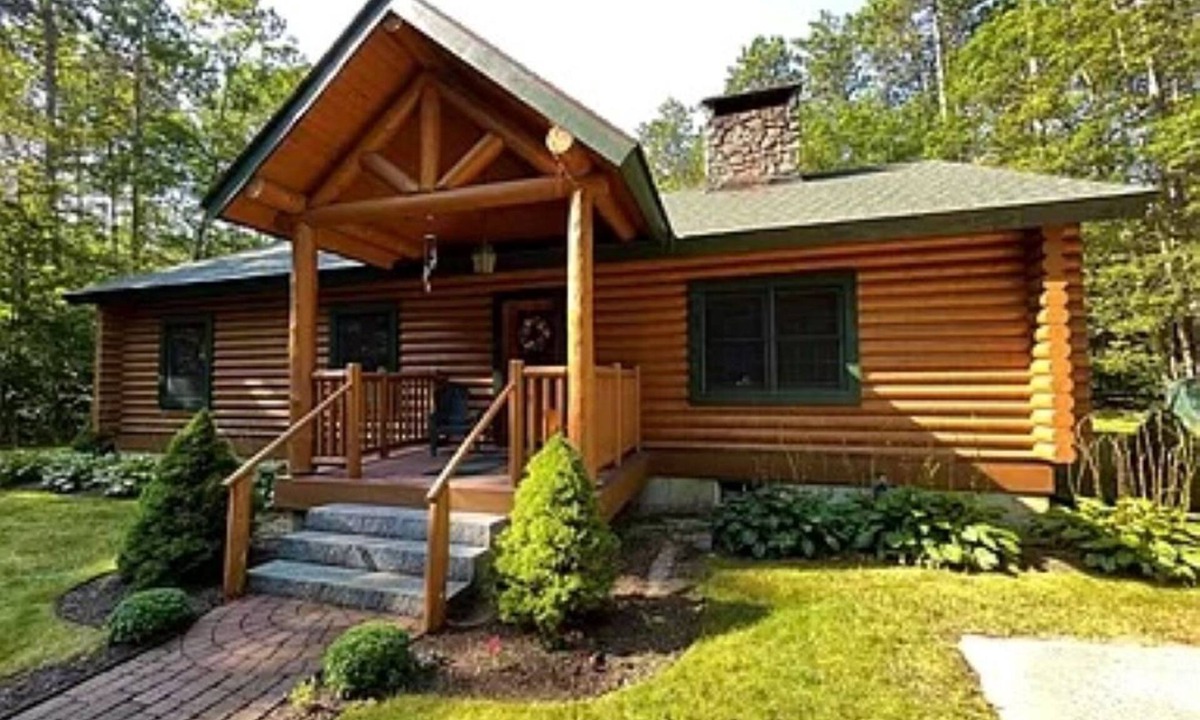North Conway Cabin | Oversized log cabin. Saco River, hiking, golf, Storyland, skiing, family loved.