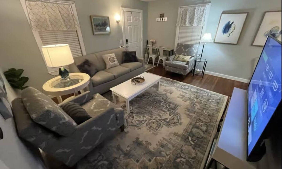 New Warrington Cottage | OWL’S NEST