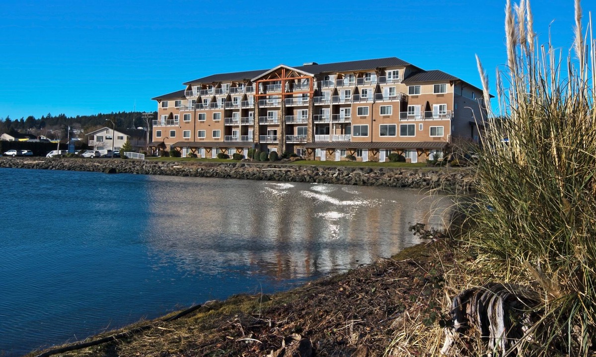 Silverdale Hotel | Oxford Suites Silverdale