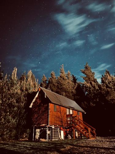 Mount Olympus Ski Field House | Oxford Tiny House